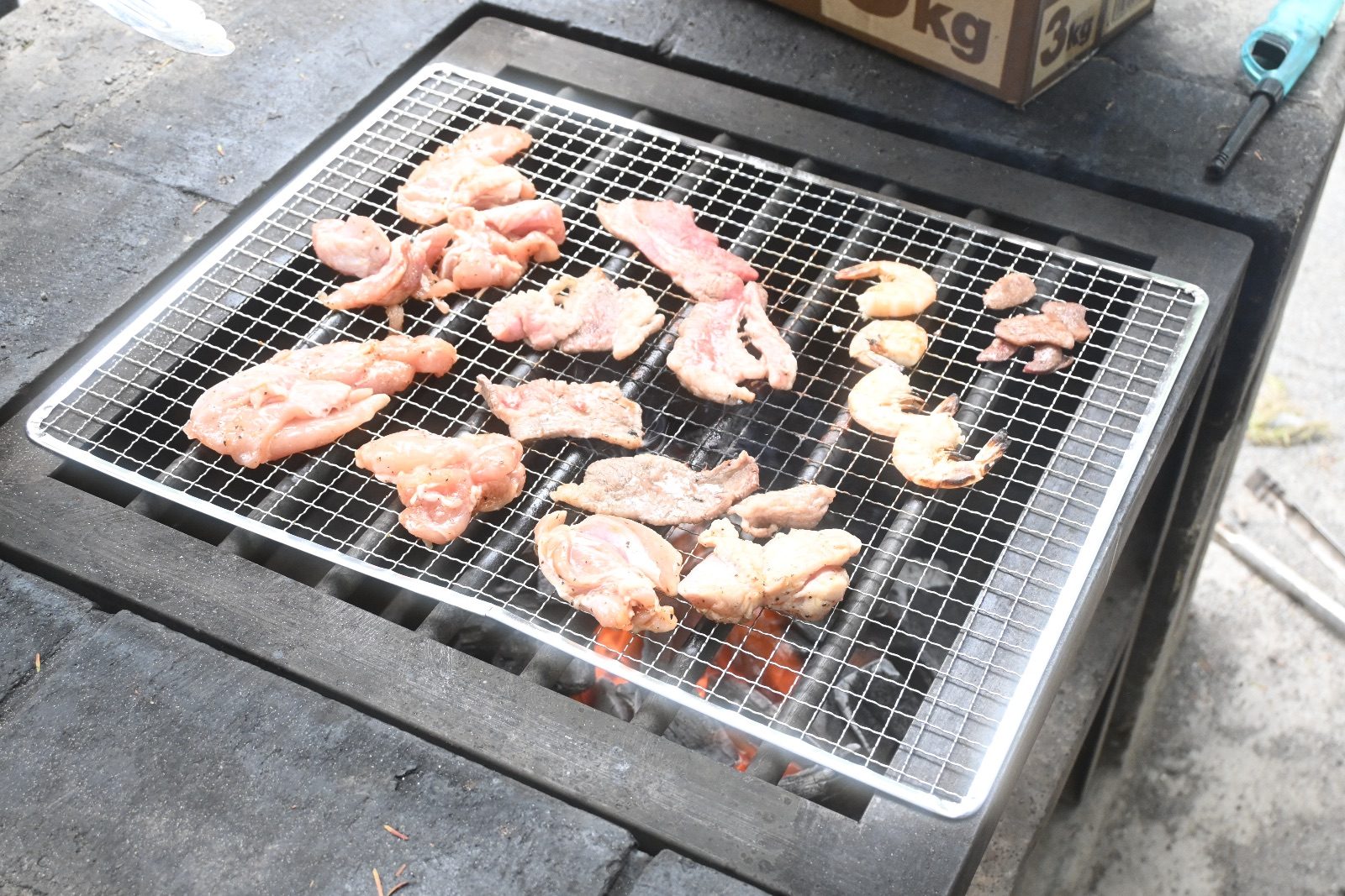 毎年恒例のBBQを開催しました｜社員49名、内定者やご家族とともに